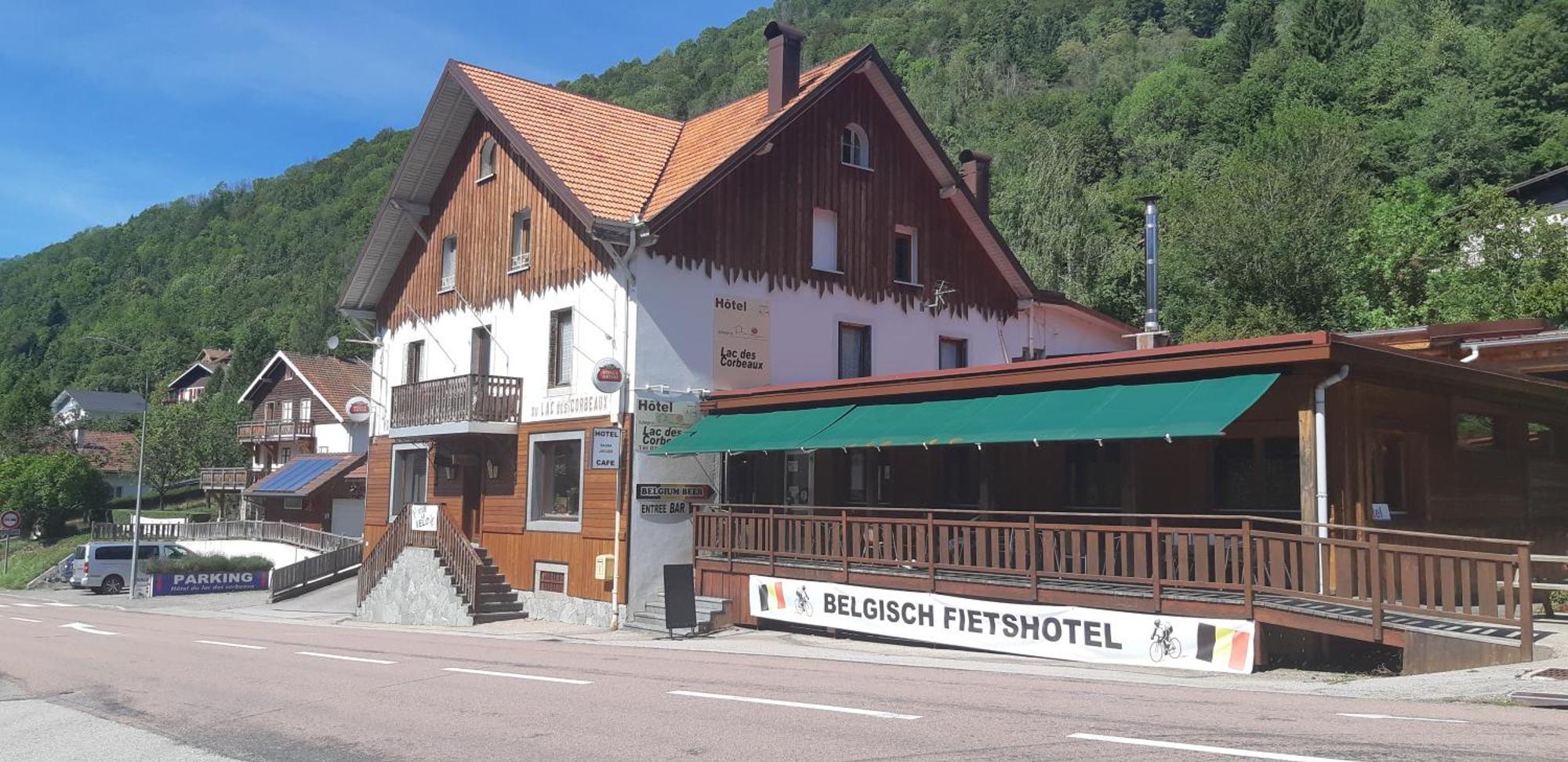 Hotel Du Lac Des Corbeaux Ла-Бресс Экстерьер фото